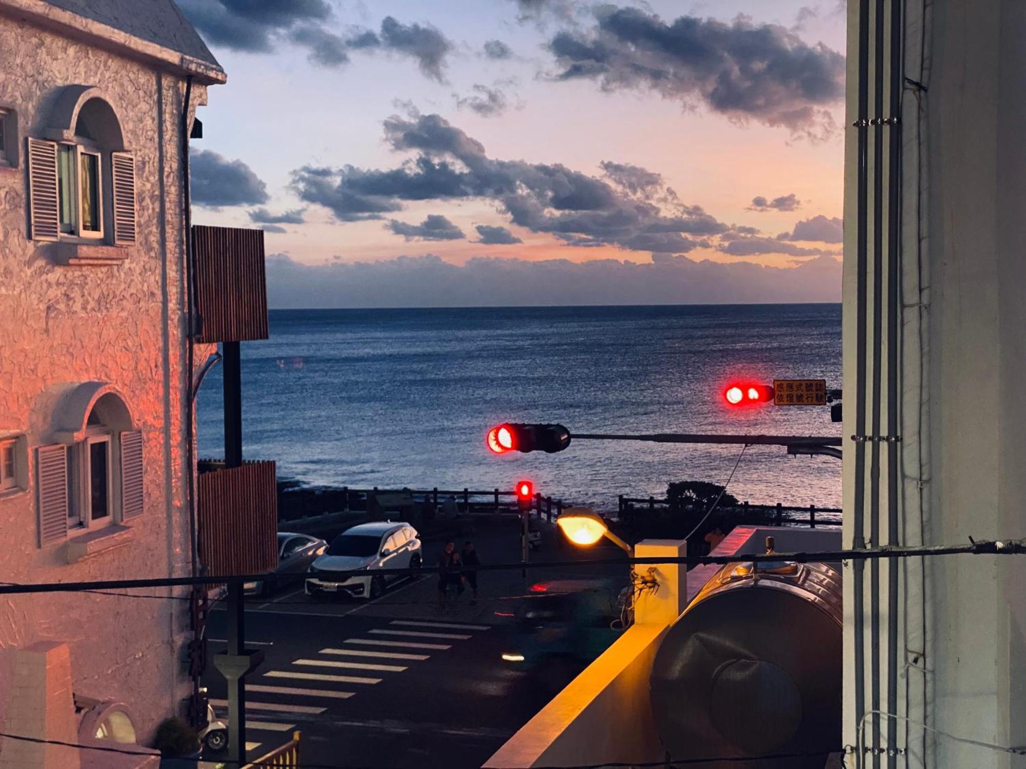 墾丁海景包棟船帆石海景五臥室villa Ig Kenting Timehouse Beach Villal 五餅二魚l住宿l包棟lktvl麻將l廚房l德州撲克桌遊i步行至沙灘三分鐘 Ig官網私密預約優惠i墾丁海景包棟i船帆石包棟i Cape Eluanbi Экстерьер фото