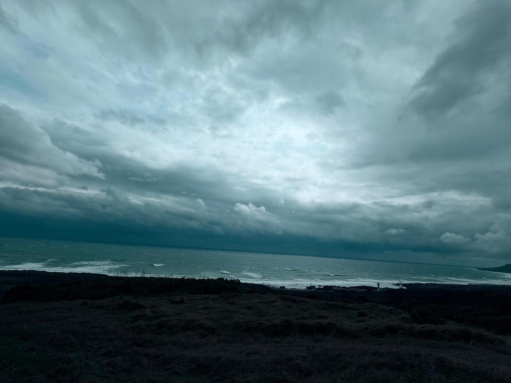 墾丁海景包棟船帆石海景五臥室villa Ig Kenting Timehouse Beach Villal 五餅二魚l住宿l包棟lktvl麻將l廚房l德州撲克桌遊i步行至沙灘三分鐘 Ig官網私密預約優惠i墾丁海景包棟i船帆石包棟i Cape Eluanbi Экстерьер фото